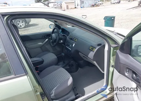 2007 Ford Focus S/Se/Ses из США, поврежденный, VIN 1FAHP34N47W103876